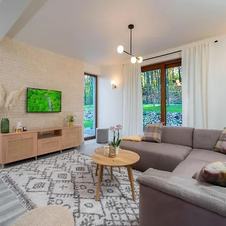 Large With Garden, Sauna And Jacuzzi *