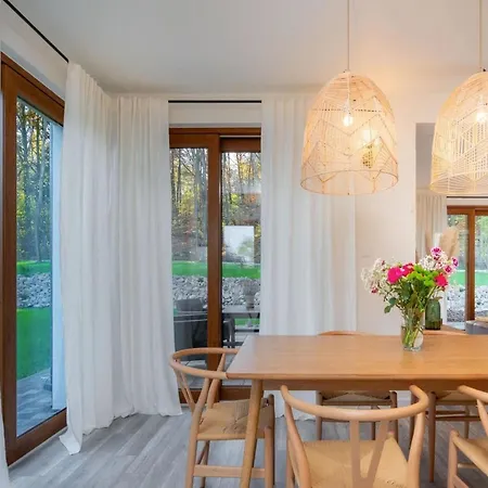 Holiday home Large With Garden, Sauna And Jacuzzi
