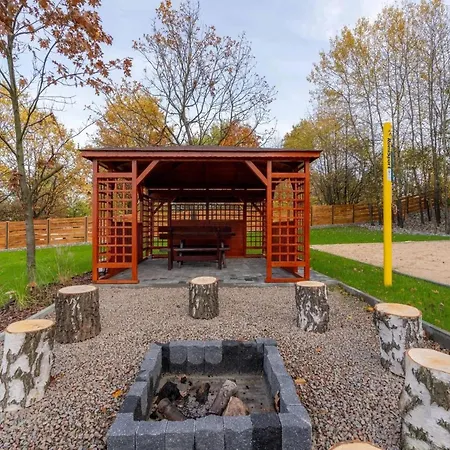 Large With Garden, Sauna And Jacuzzi *